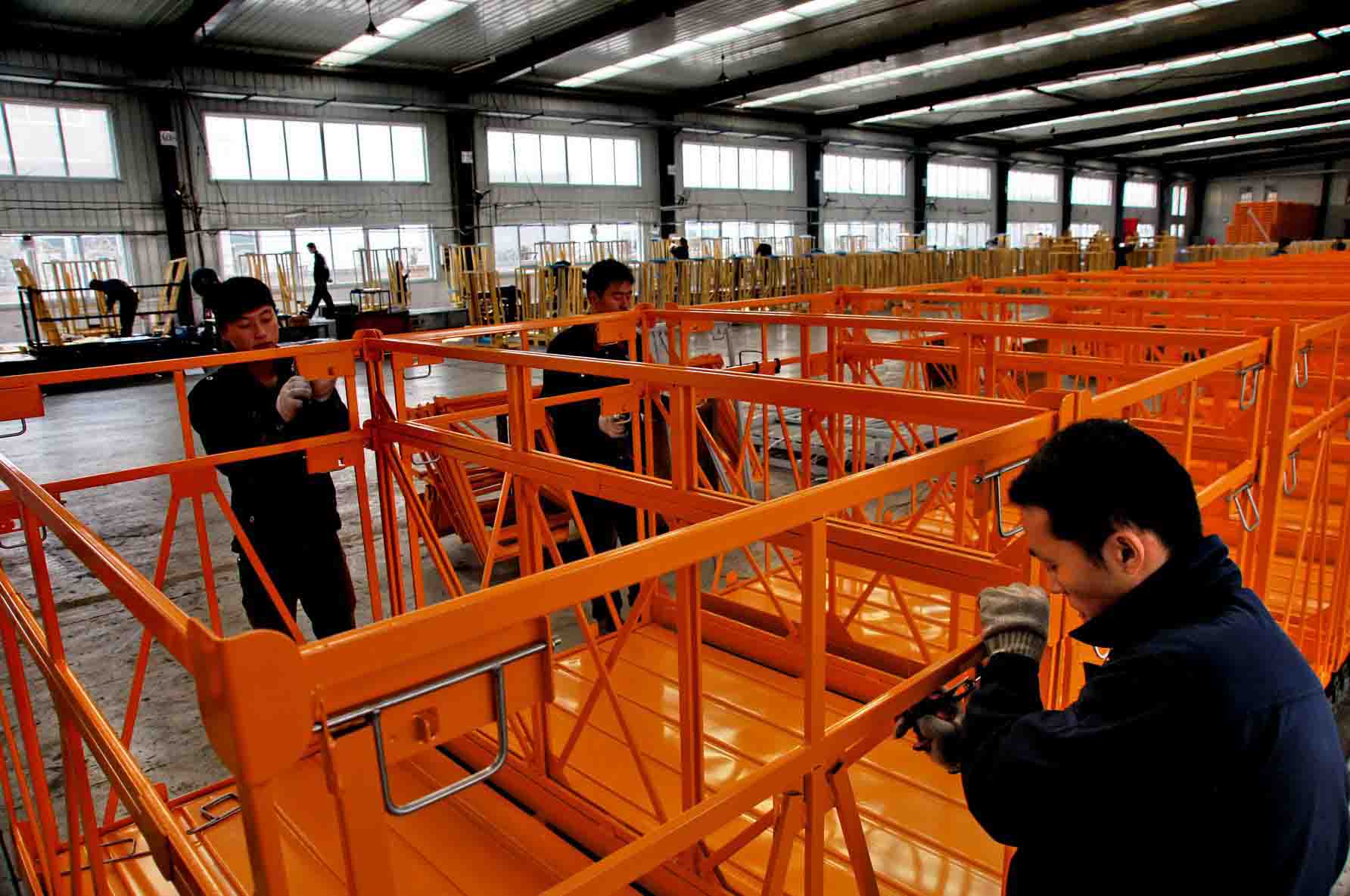 金屬托(tuō)盤完(wán)工裝配車間(天津麻豆文化传媒物流裝(zhuāng)備)